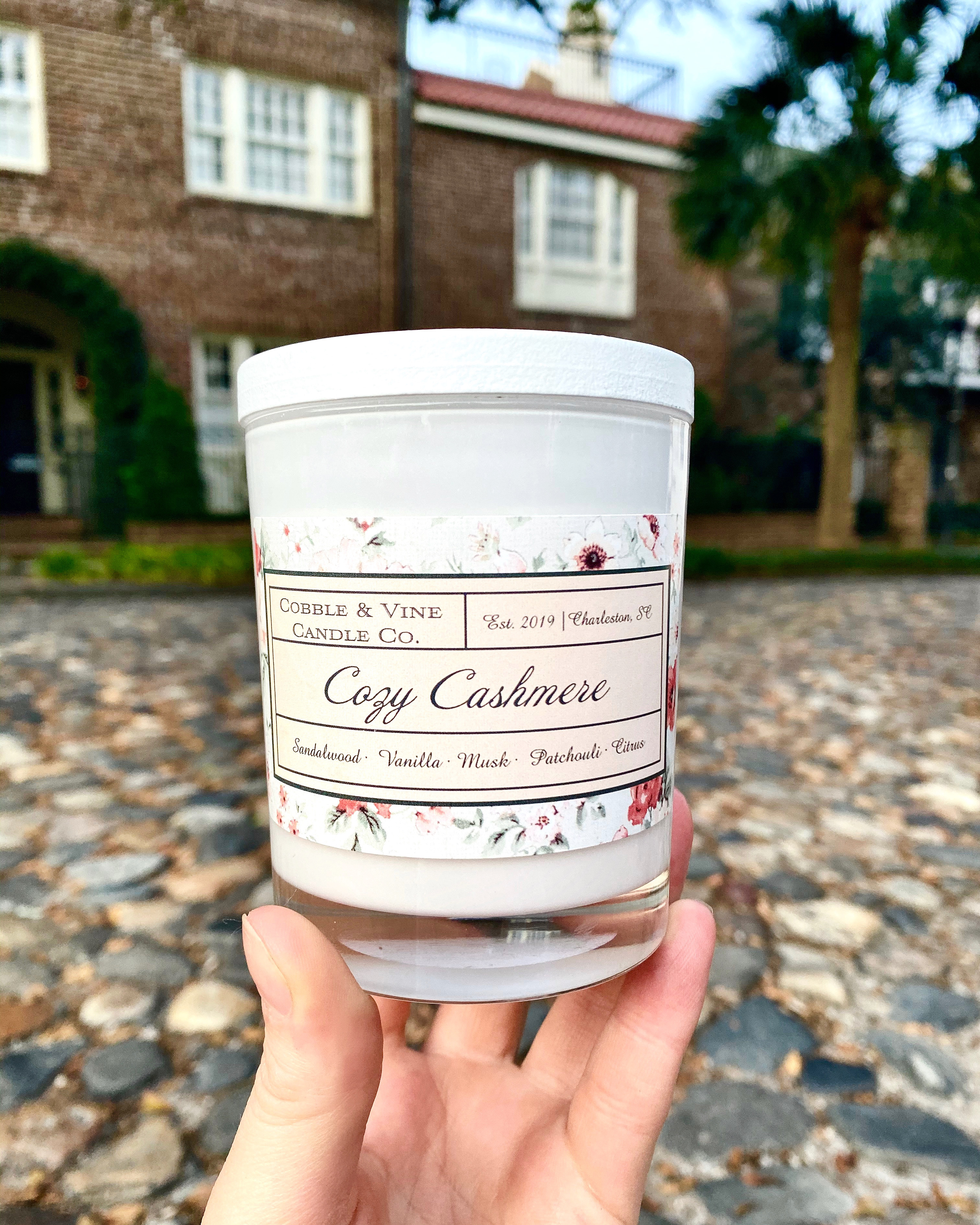 cozy-cashmere-cobble-vine-candle-co